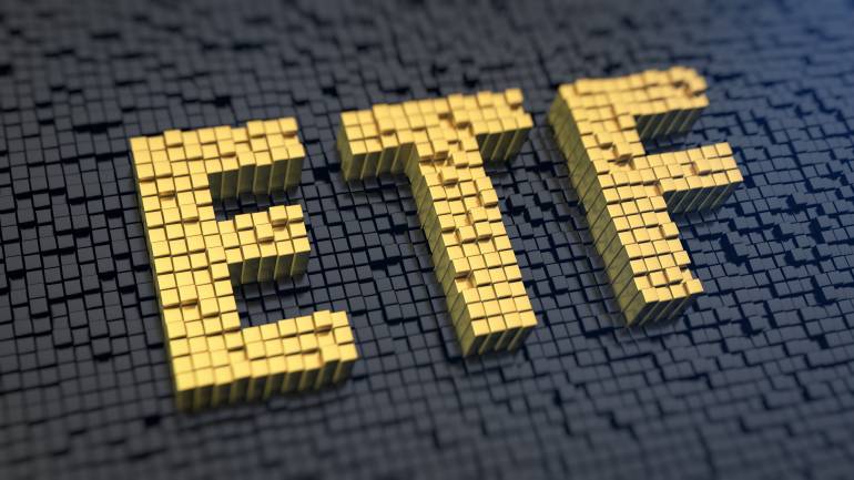 Robert Jackson a SEC Commissioner says Bitcoin ETF is on the Horizon