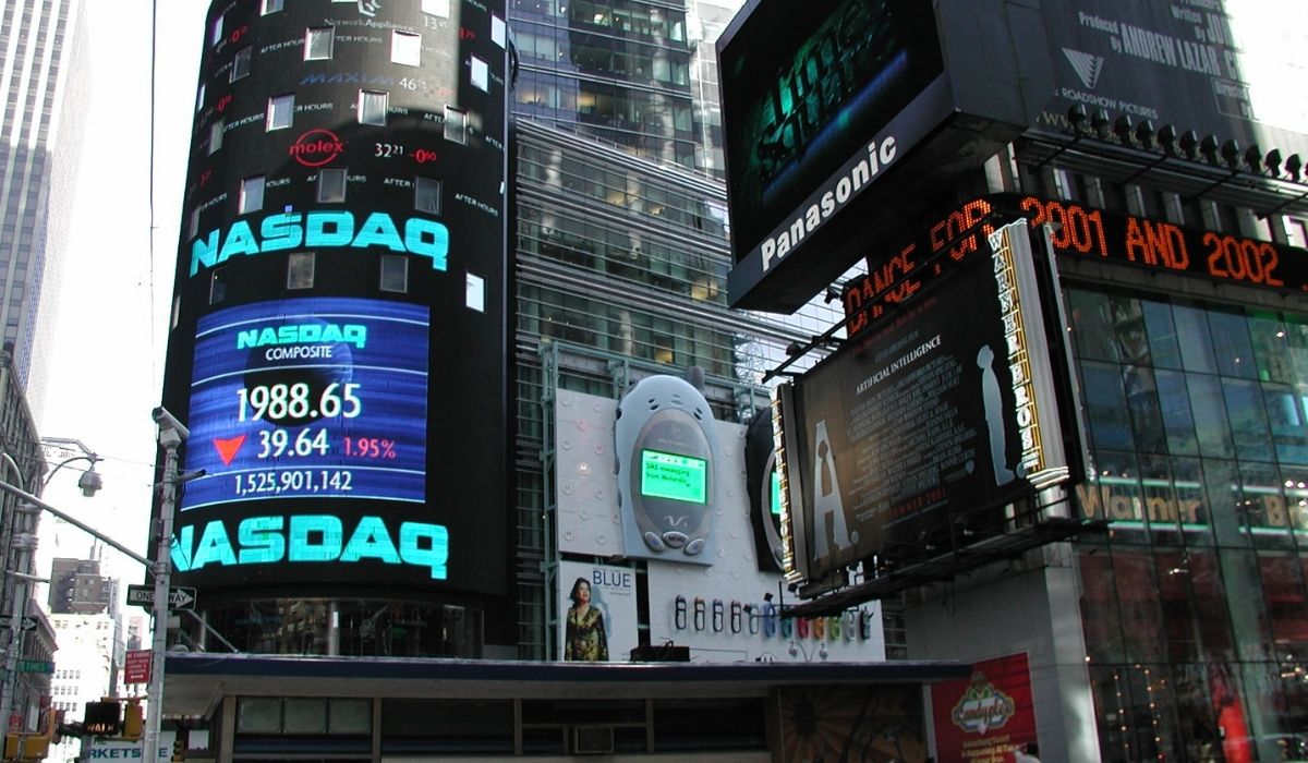 Coinbase to be Directly Listed on NASDAQ on April 14, Following SEC's Approval